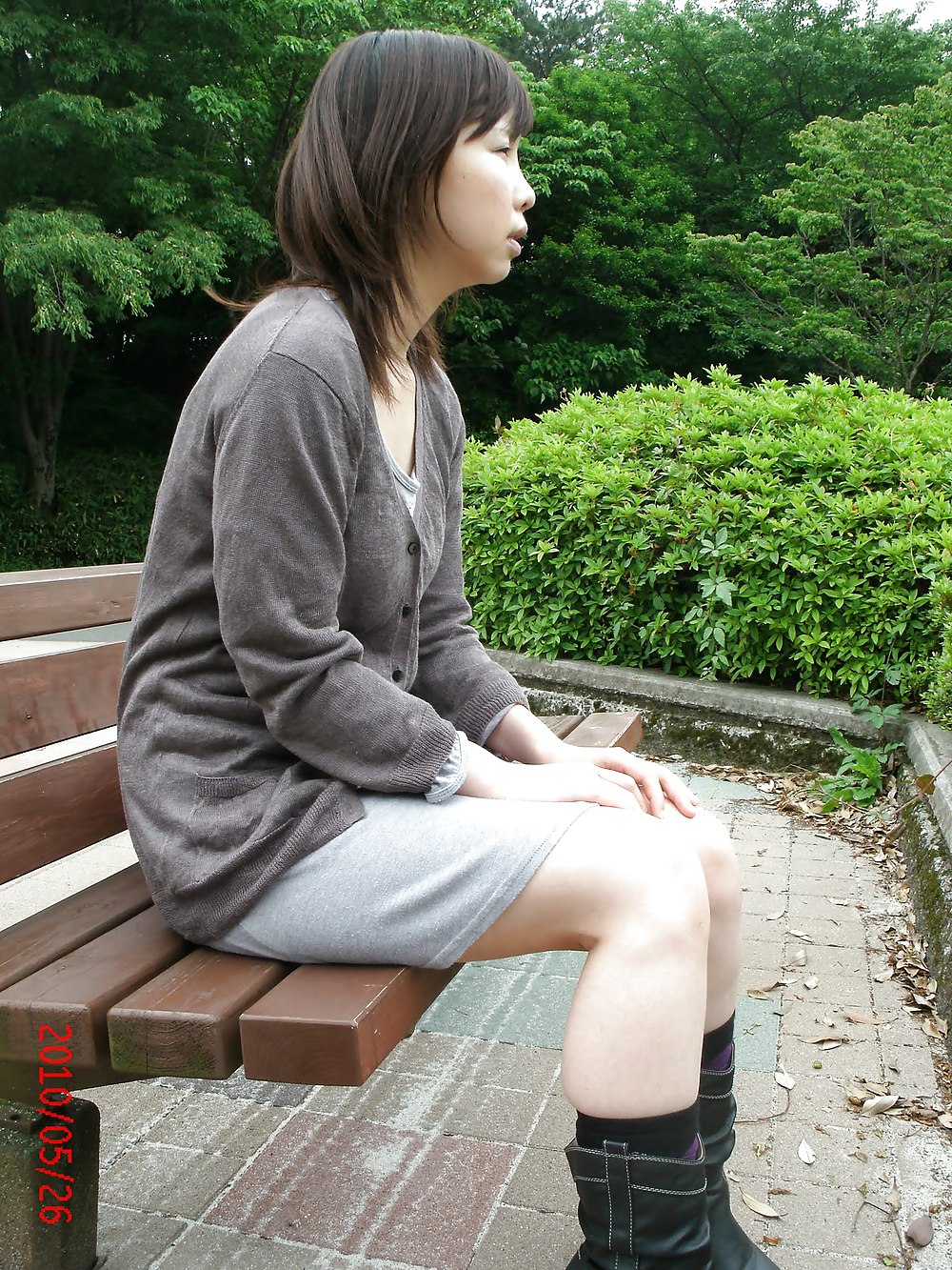 Asian Teen Pictures: Japanese Exhibitionist Amateur.